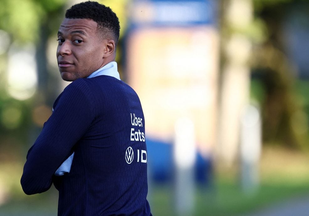 Salomon Genesis,轻量越野鞋,兼顾轻盈与,爱游戏app,爱游戏官网,爱游戏体育官网,爱游戏体育app